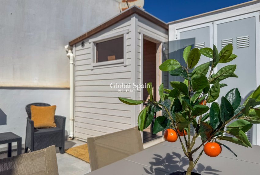 Venta - APARTAMENTO -
TORREVIEJA - Costa Blanca