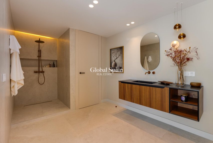 Venta - APARTAMENTO -
TORREVIEJA - Costa Blanca