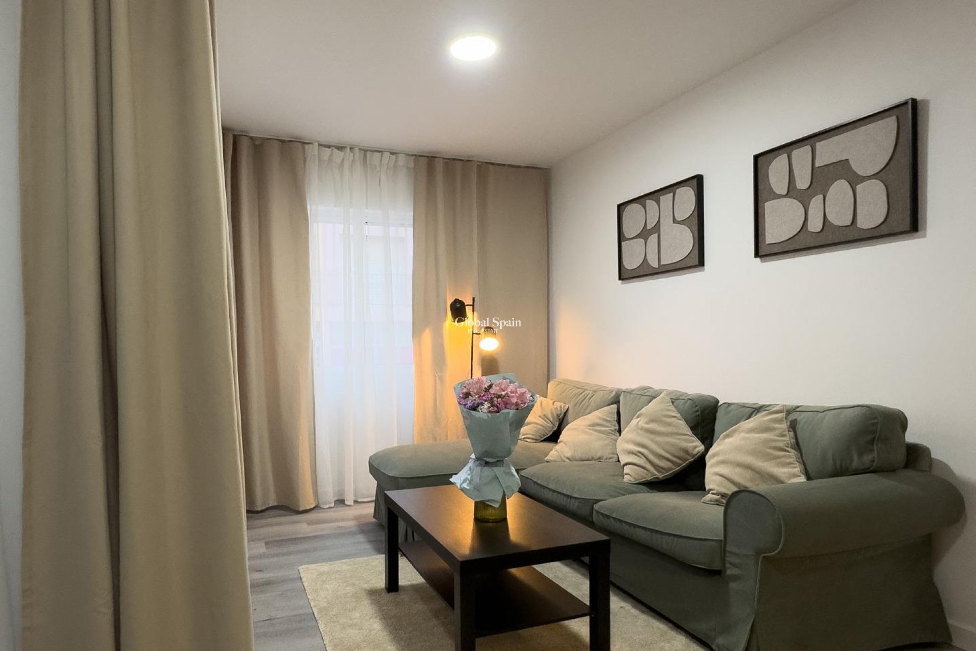 Venta - APARTAMENTO -
TORREVIEJA - Curva Del Palangre