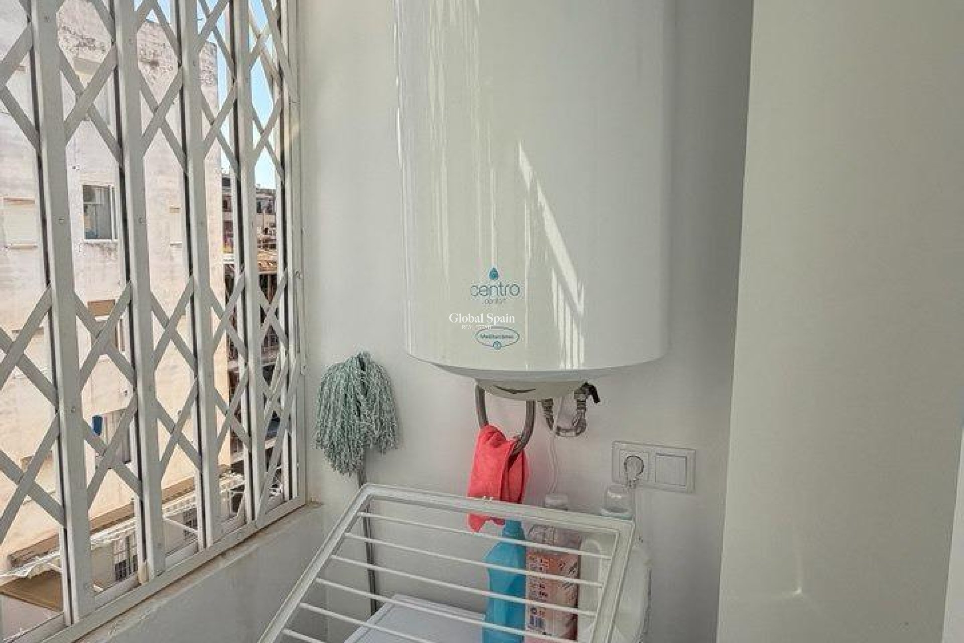 Venta - APARTAMENTO -
TORREVIEJA - Curva Del Palangre