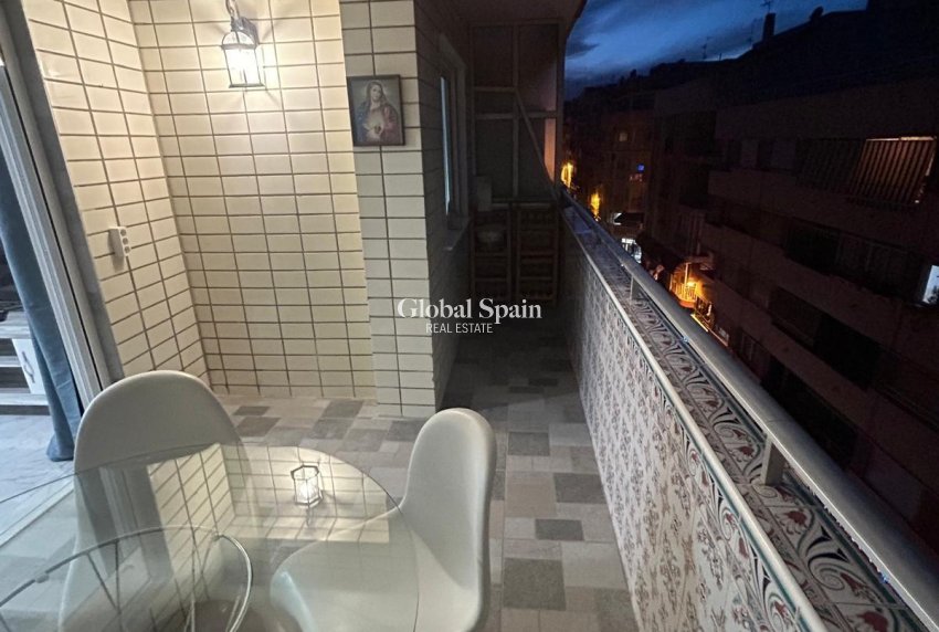 Venta - APARTAMENTO -
TORREVIEJA - Curva Del Palangre