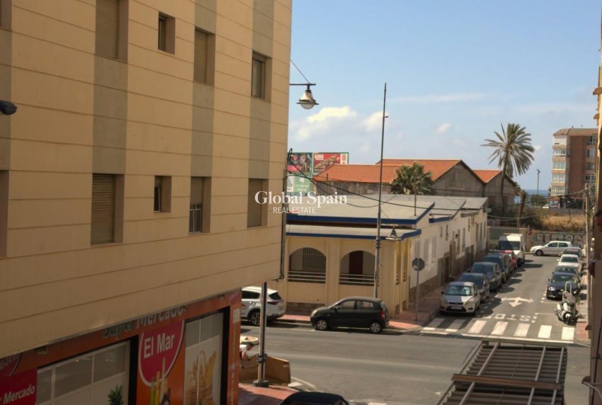 Venta - APARTAMENTO -
TORREVIEJA - Curva Del Palangre