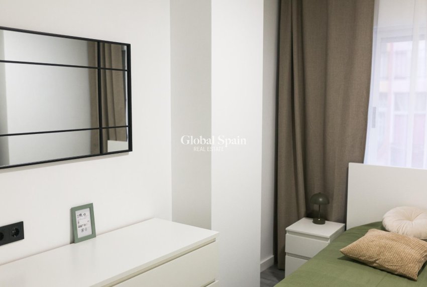 Venta - APARTAMENTO -
TORREVIEJA - Curva Del Palangre