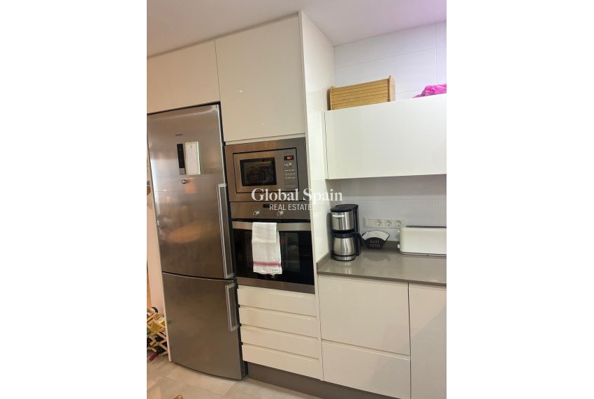 Venta - APARTAMENTO -
TORREVIEJA - El Acequión - Los Náufragos