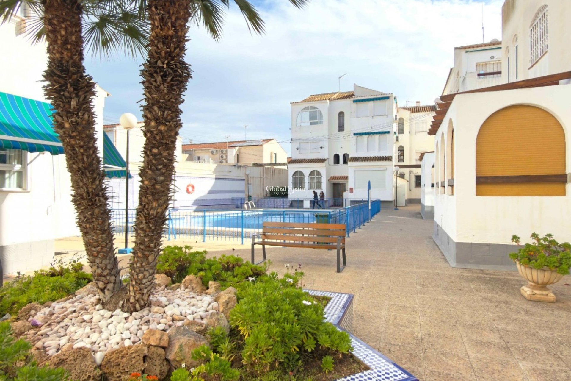 Venta - APARTAMENTO -
TORREVIEJA - El Acequión - Los Náufragos