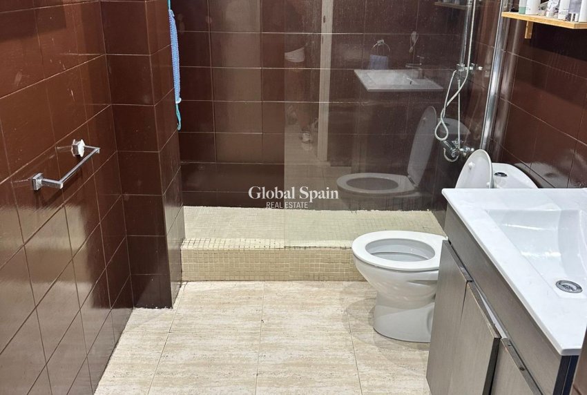 Venta - APARTAMENTO -
TORREVIEJA - El Acequión - Los Náufragos