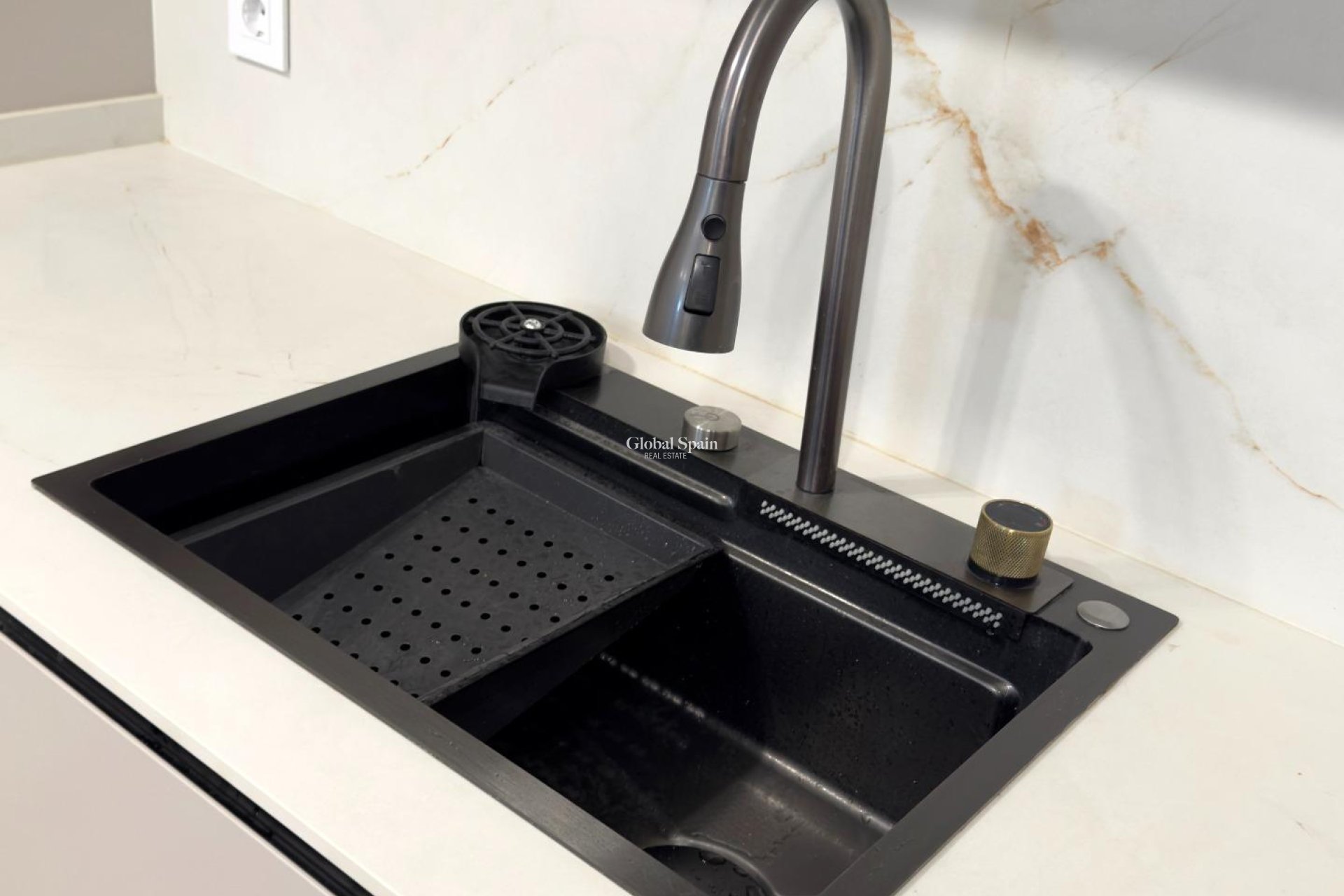 Venta - APARTAMENTO -
TORREVIEJA - El Acequión - Los Náufragos