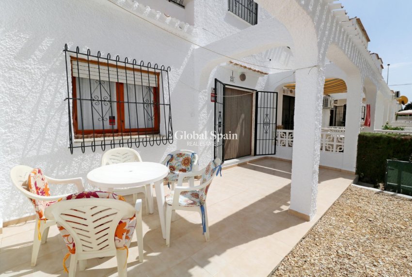Venta - APARTAMENTO -
TORREVIEJA - El Acequión - Los Náufragos