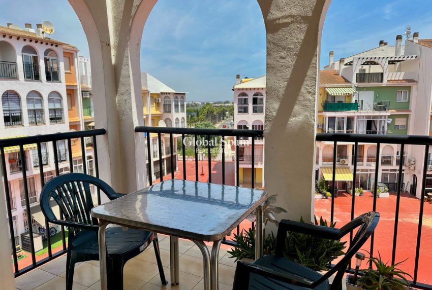 Venta - APARTAMENTO -
TORREVIEJA - El Acequión - Los Náufragos