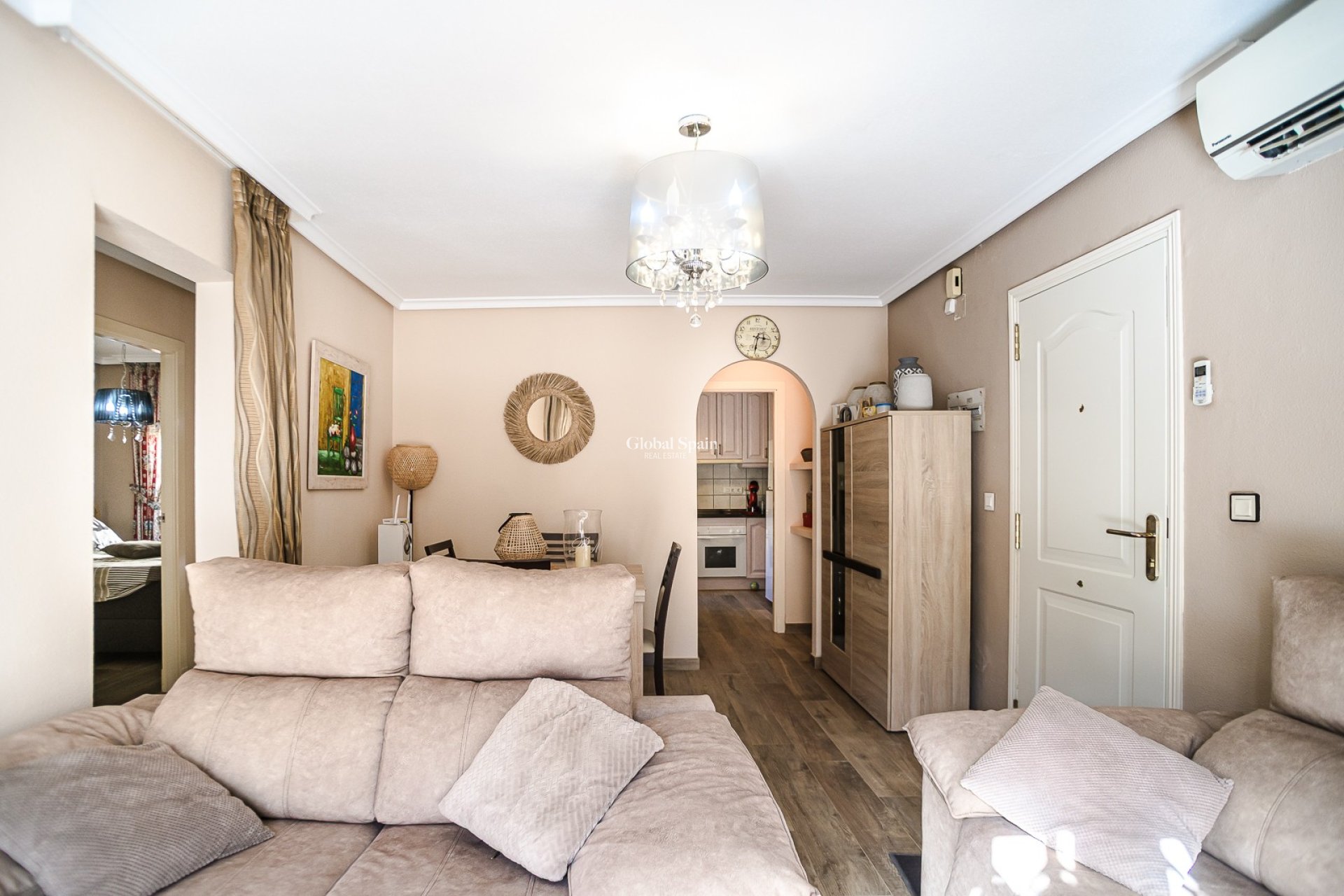 Venta - APARTAMENTO -
TORREVIEJA - El Chaparral