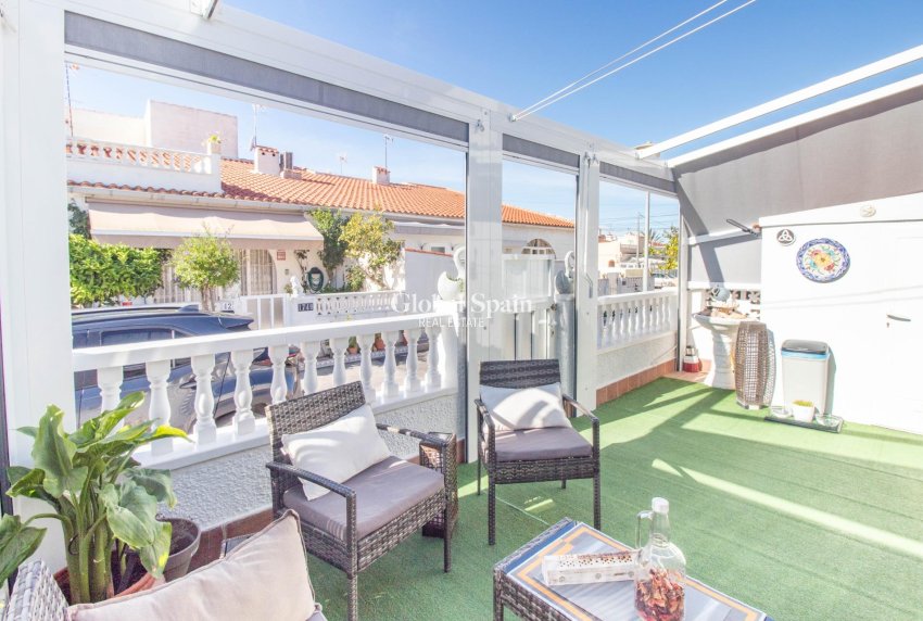 Venta - APARTAMENTO -
TORREVIEJA - El chaparral