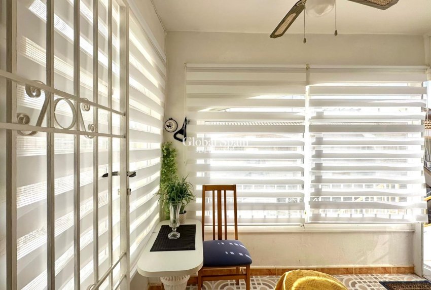 Venta - APARTAMENTO -
TORREVIEJA - El limonar