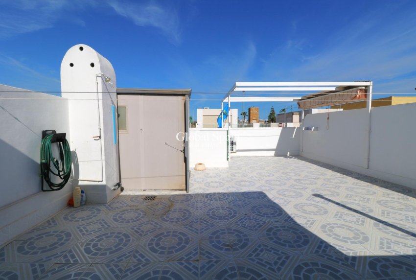 Venta - APARTAMENTO -
TORREVIEJA - El limonar