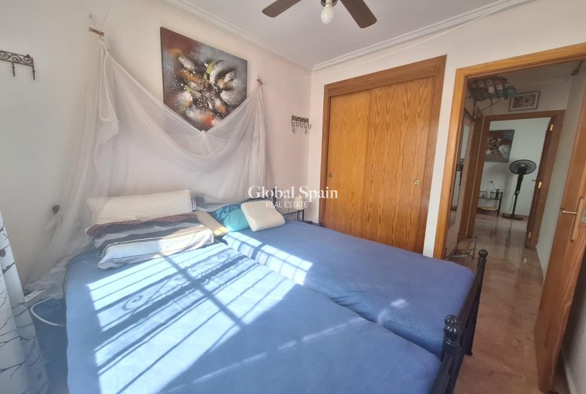 Venta - APARTAMENTO -
TORREVIEJA - El limonar