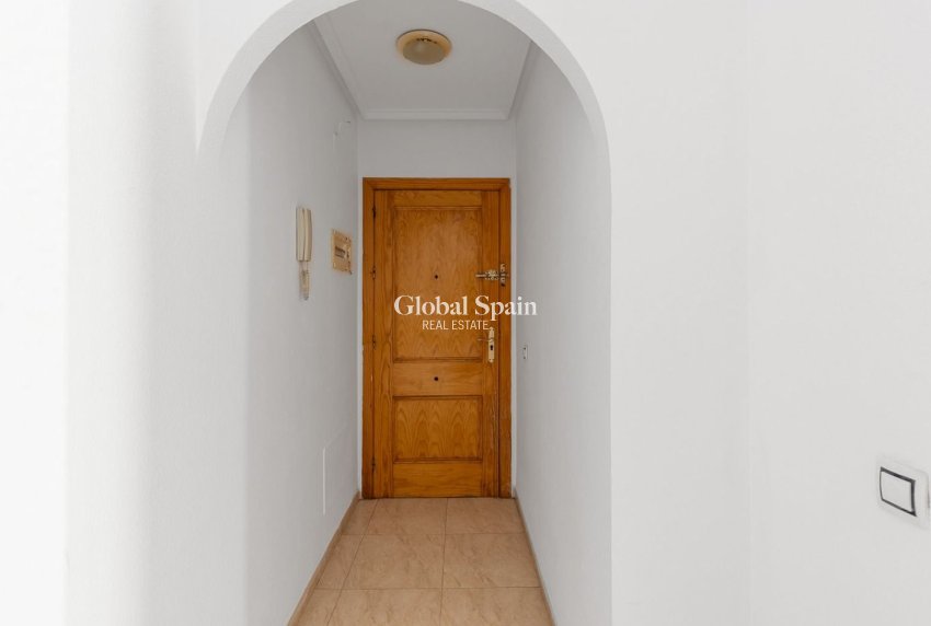 Venta - APARTAMENTO -
TORREVIEJA - El Molino