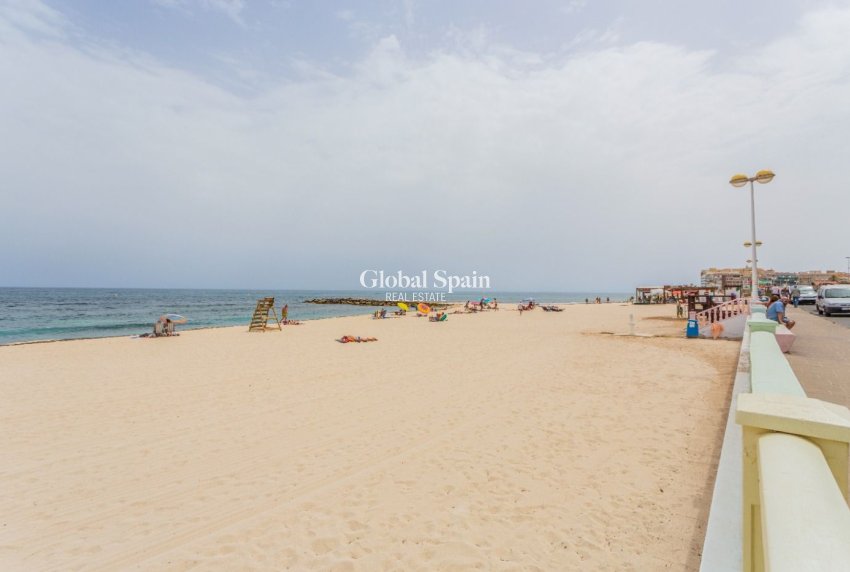 Venta - APARTAMENTO -
TORREVIEJA - El Molino