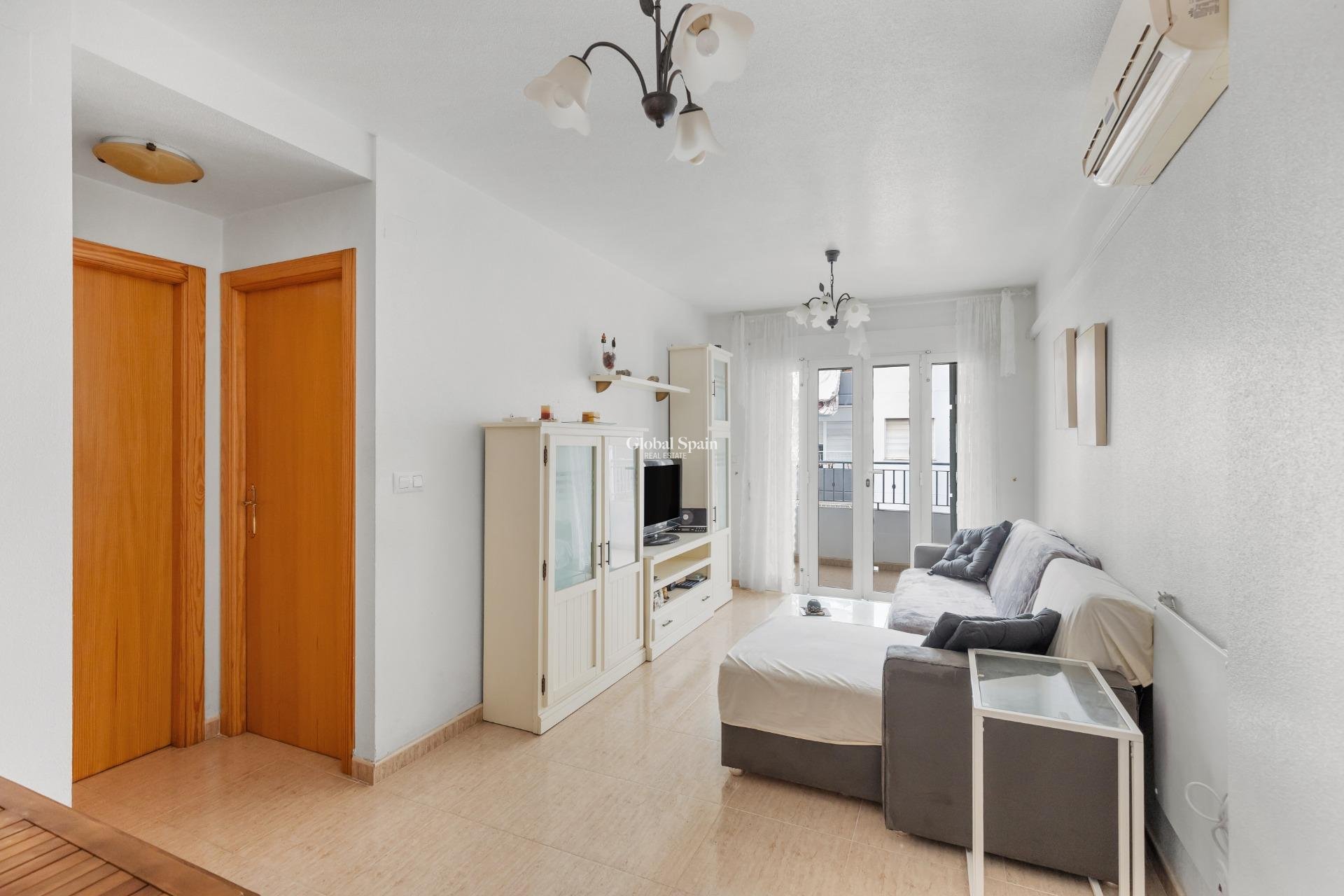 Venta - APARTAMENTO -
TORREVIEJA - El Molino