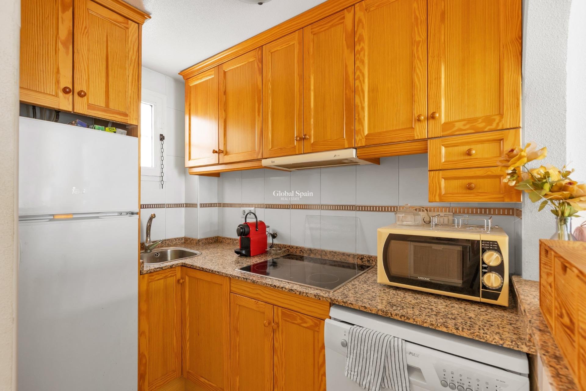 Venta - APARTAMENTO -
TORREVIEJA - El Molino