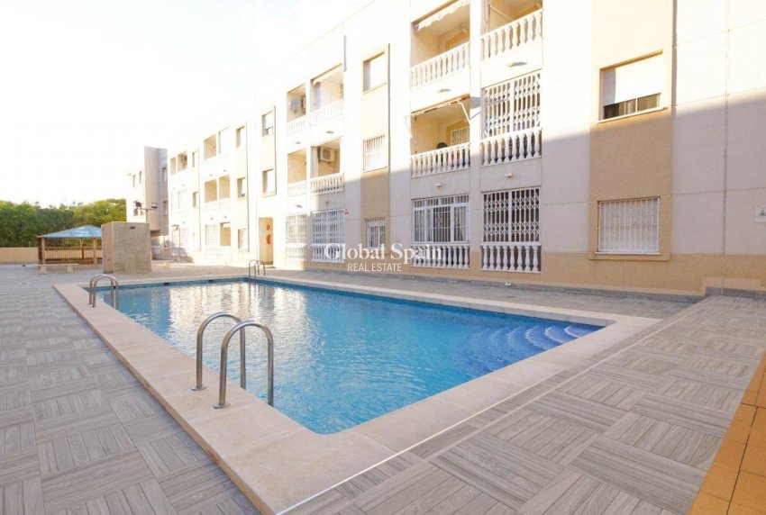 Venta - Apartamento -
TORREVIEJA - Estacion de autobuses