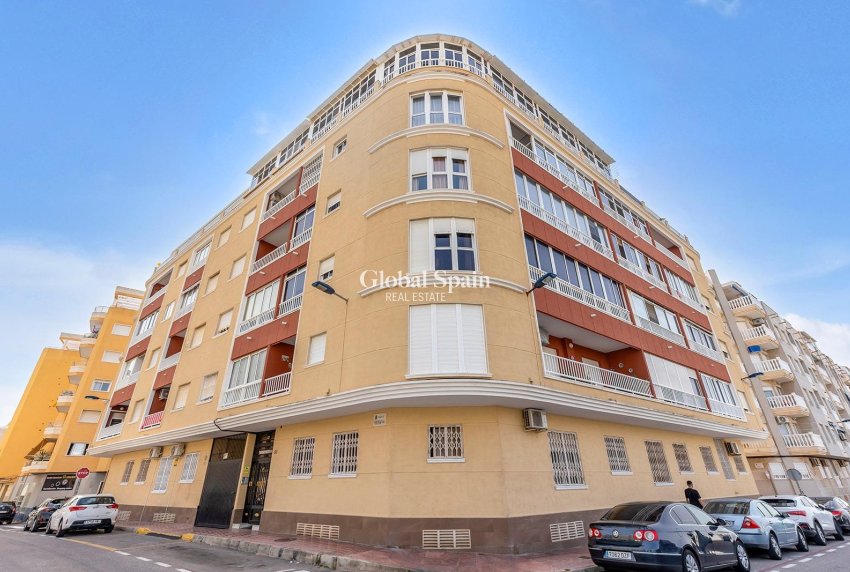 Venta - Apartamento -
TORREVIEJA - Estacion de autobuses