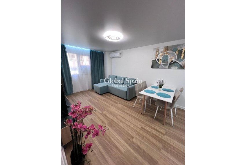 Venta - APARTAMENTO -
TORREVIEJA - Estacion de autobuses