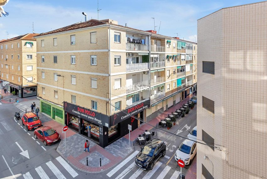 Venta - APARTAMENTO -
TORREVIEJA - Estacion de autobuses