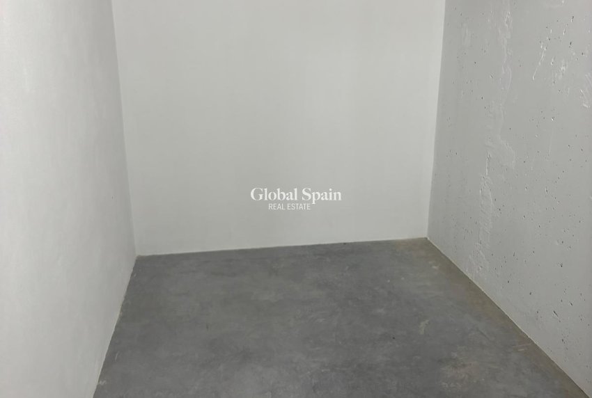 Venta - APARTAMENTO -
TORREVIEJA - Estacion de autobuses