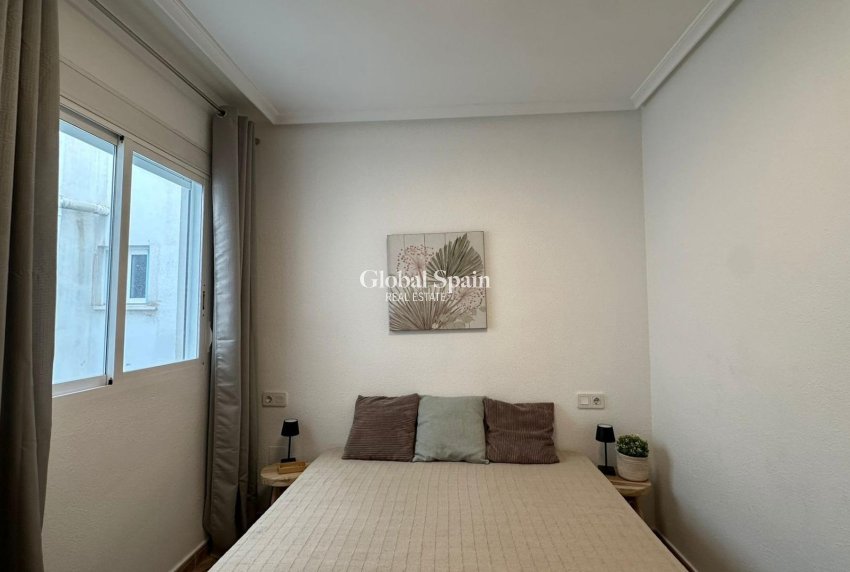 Venta - APARTAMENTO -
TORREVIEJA - Estacion de autobuses