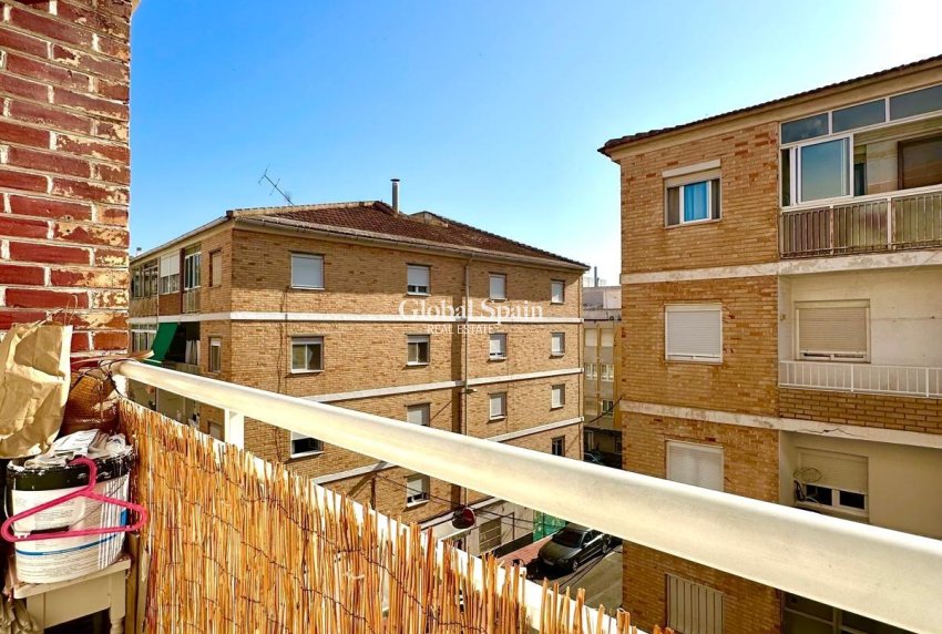 Venta - APARTAMENTO -
TORREVIEJA - Estacion de autobuses