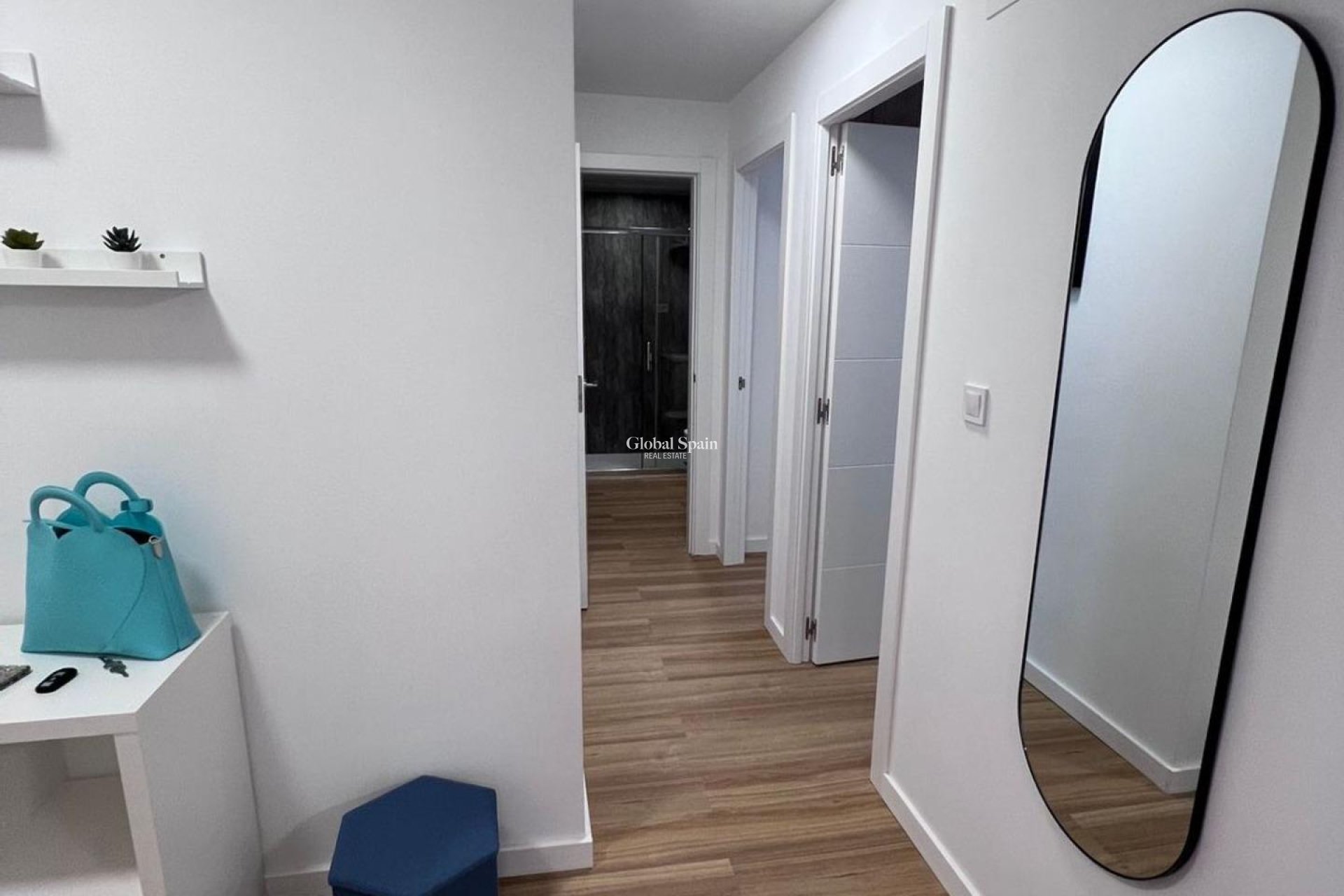 Venta - APARTAMENTO -
TORREVIEJA - Estacion de autobuses