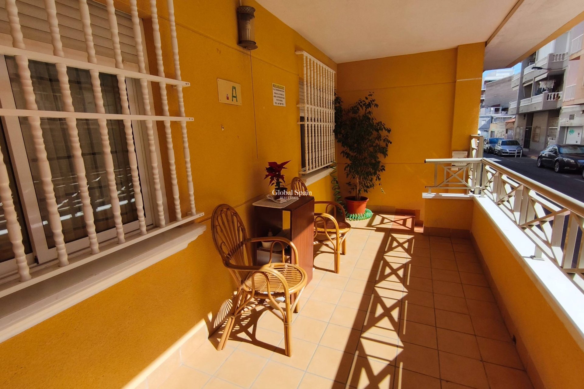 Venta - APARTAMENTO -
TORREVIEJA - Estacion de autobuses