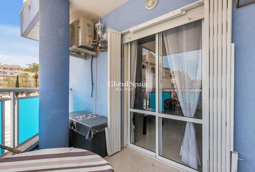 Venta - APARTAMENTO -
TORREVIEJA - Estacion de autobuses