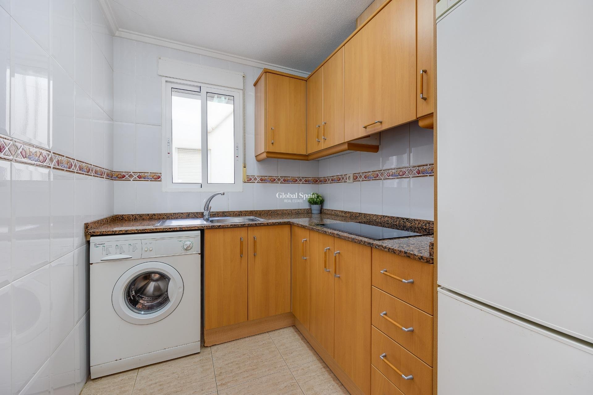 Venta - APARTAMENTO -
TORREVIEJA - Estacion de autobuses