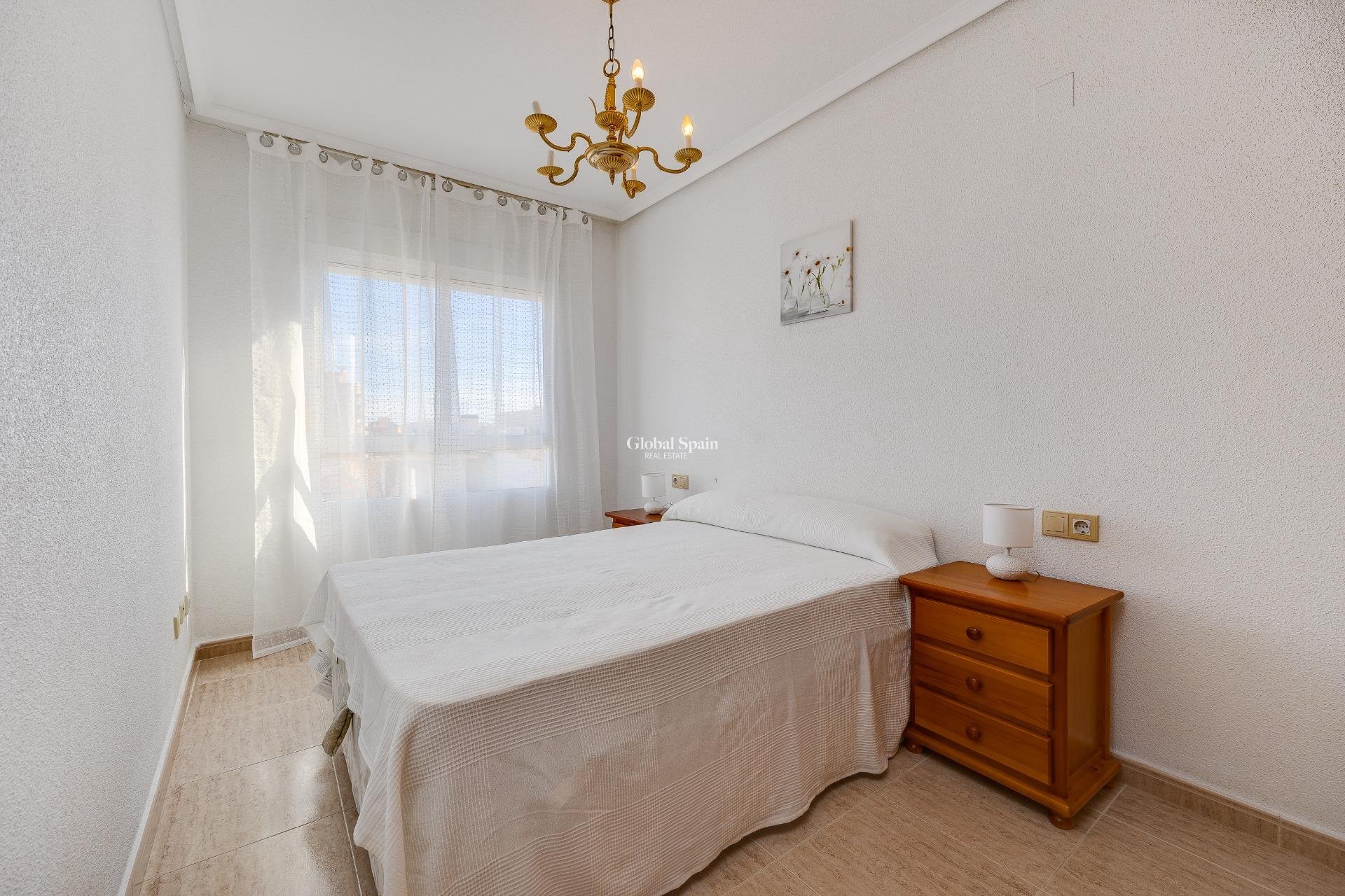 Venta - APARTAMENTO -
TORREVIEJA - Estacion de autobuses