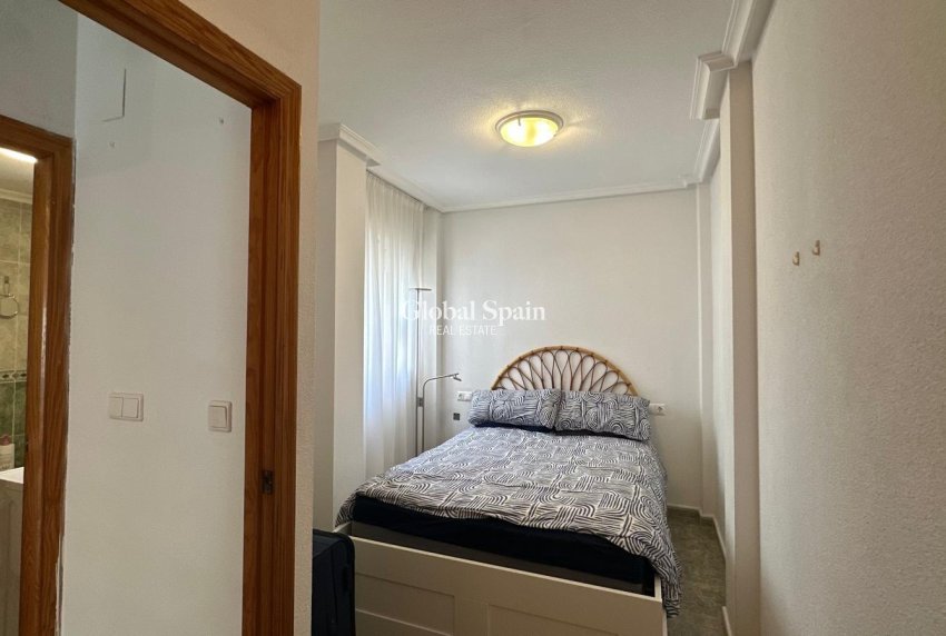 Venta - APARTAMENTO -
TORREVIEJA - Estacion de autobuses