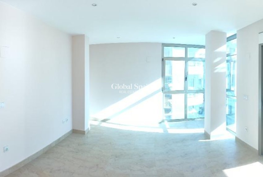 Venta - APARTAMENTO -
TORREVIEJA - Estacion de autobuses