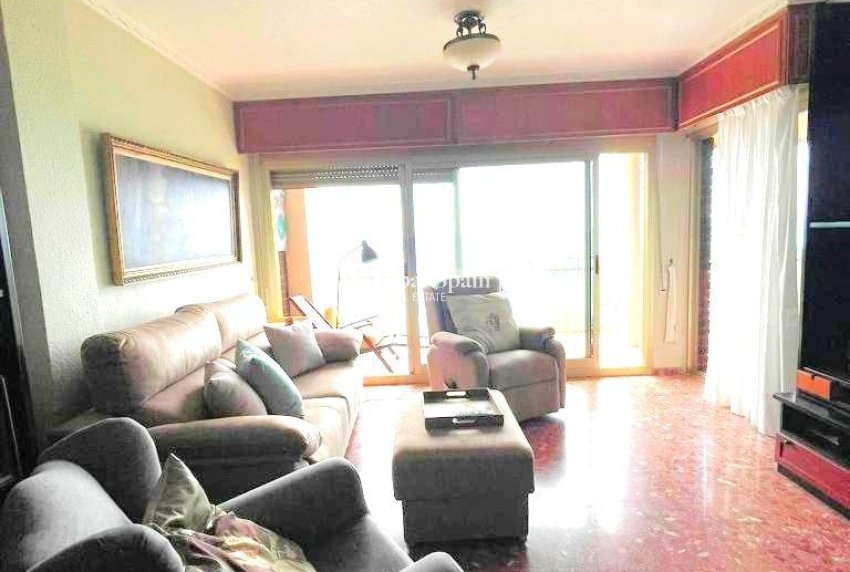 Venta - APARTAMENTO -
TORREVIEJA - Estacion de autobuses