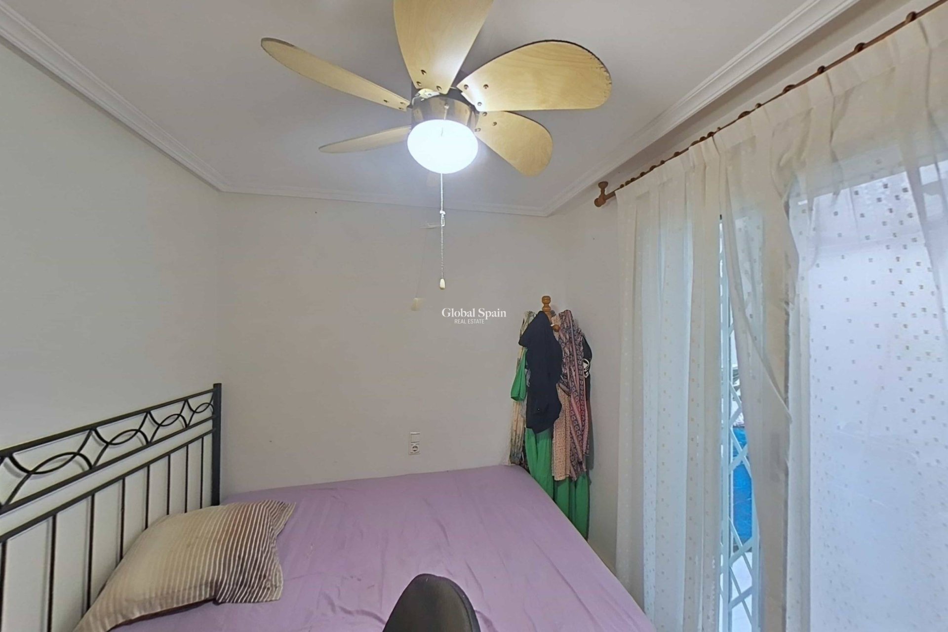 Venta - APARTAMENTO -
TORREVIEJA - Estacion de autobuses