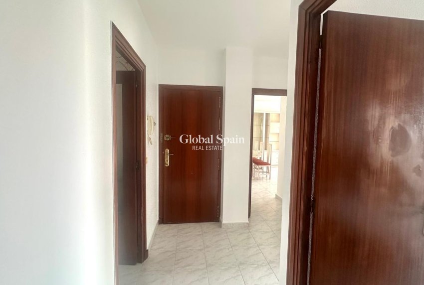 Venta - APARTAMENTO -
TORREVIEJA - Estacion de autobuses