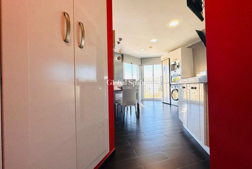 Venta - APARTAMENTO -
TORREVIEJA - Estacion de autobuses