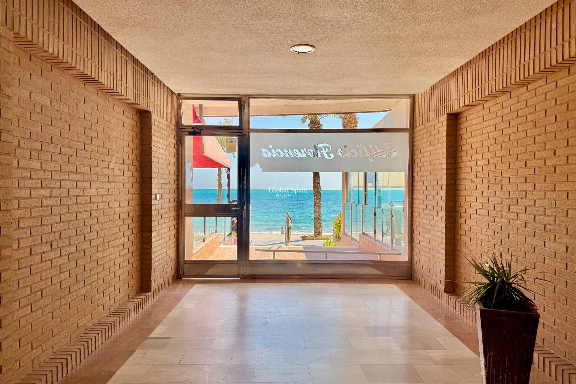 Venta - APARTAMENTO -
TORREVIEJA - Estacion de autobuses