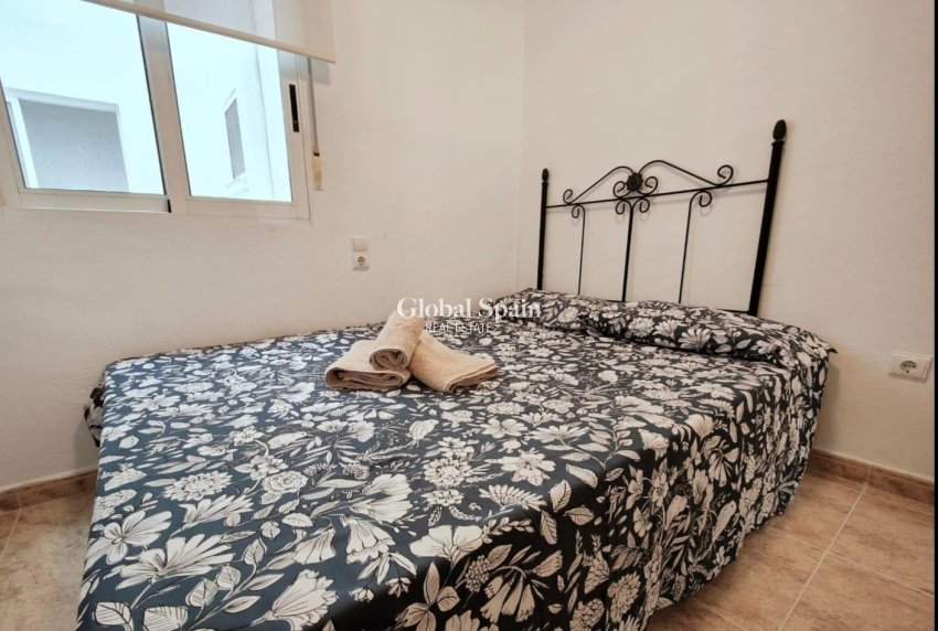 Venta - APARTAMENTO -
TORREVIEJA - Estacion de autobuses