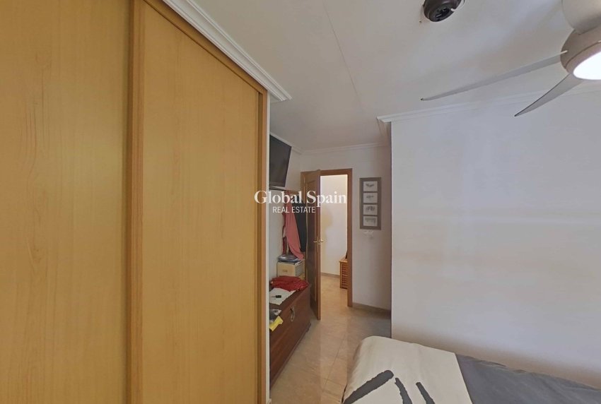 Venta - APARTAMENTO -
TORREVIEJA - Estacion de autobuses