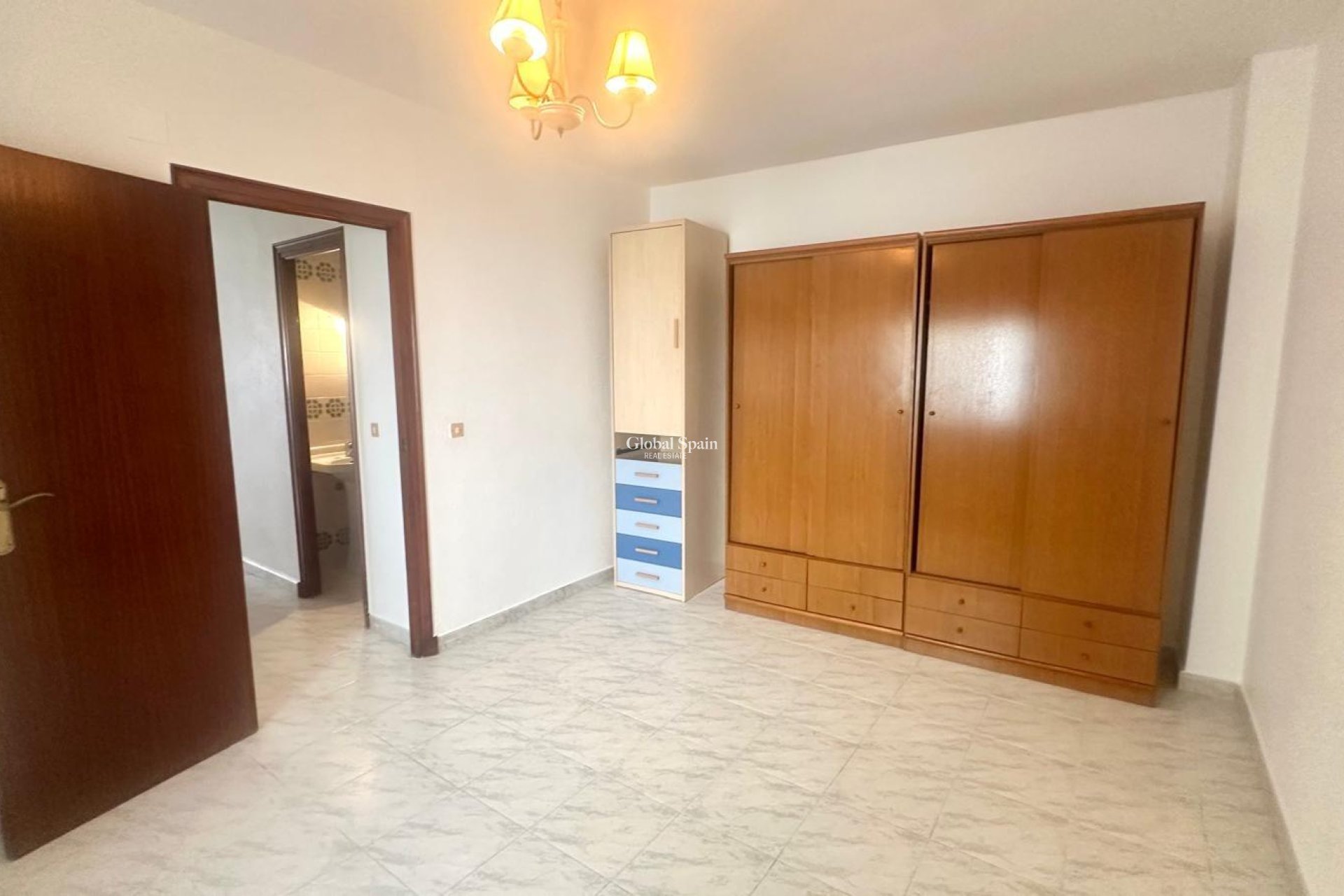 Venta - APARTAMENTO -
TORREVIEJA - Estacion de autobuses
