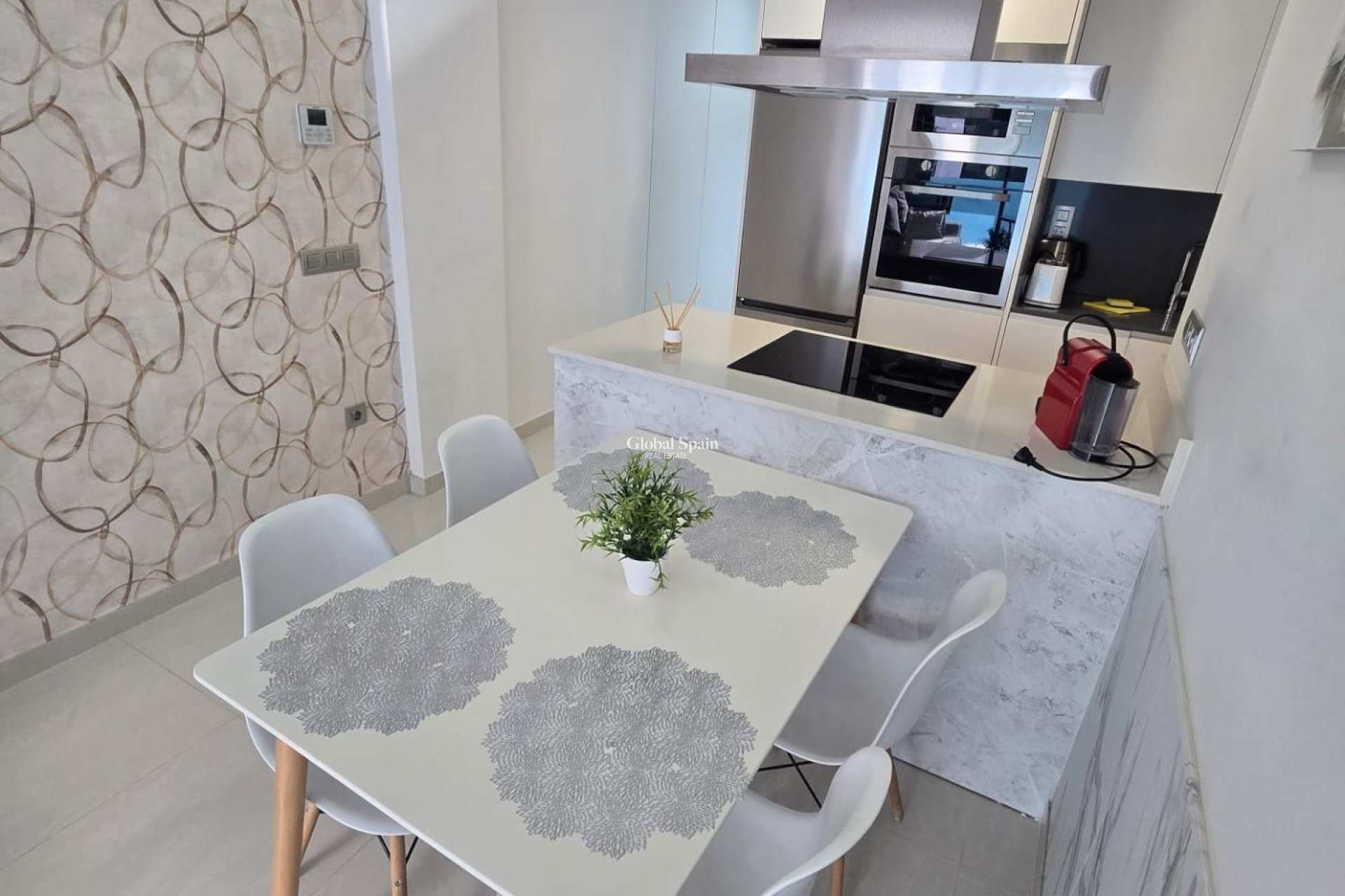 Venta - APARTAMENTO -
TORREVIEJA - Estacion de autobuses