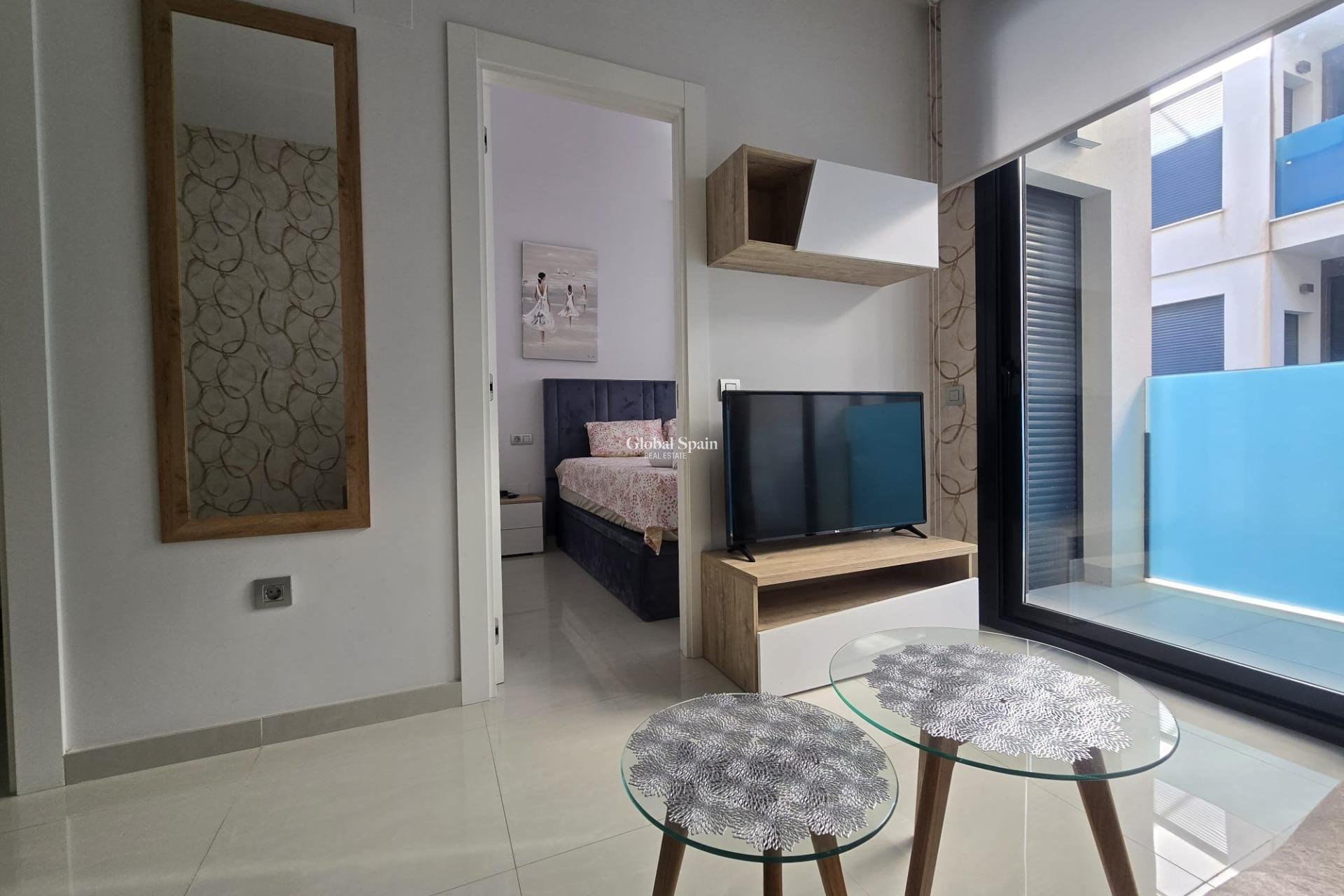 Venta - APARTAMENTO -
TORREVIEJA - Estacion de autobuses