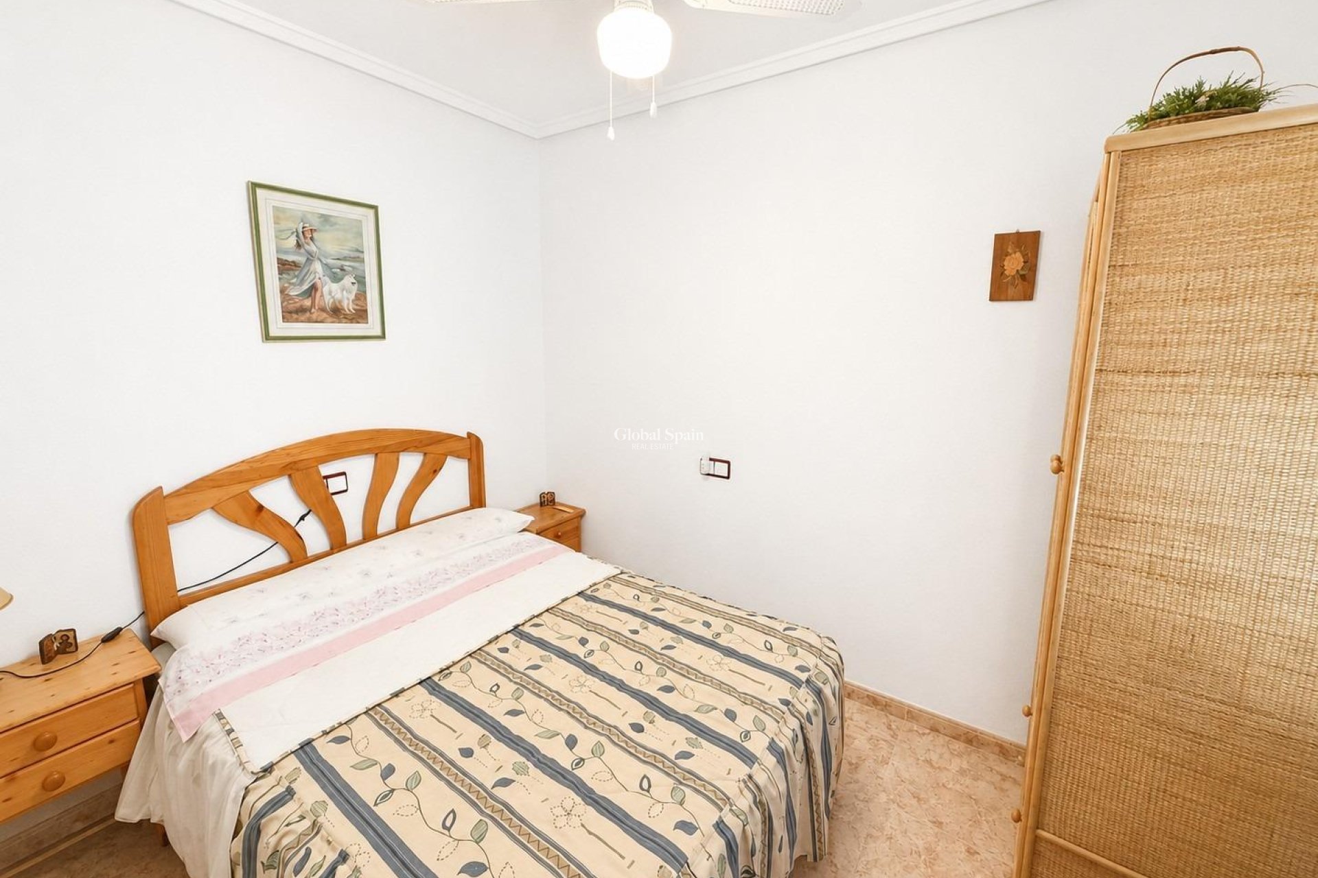 Venta - APARTAMENTO -
TORREVIEJA - Estacion de autobuses