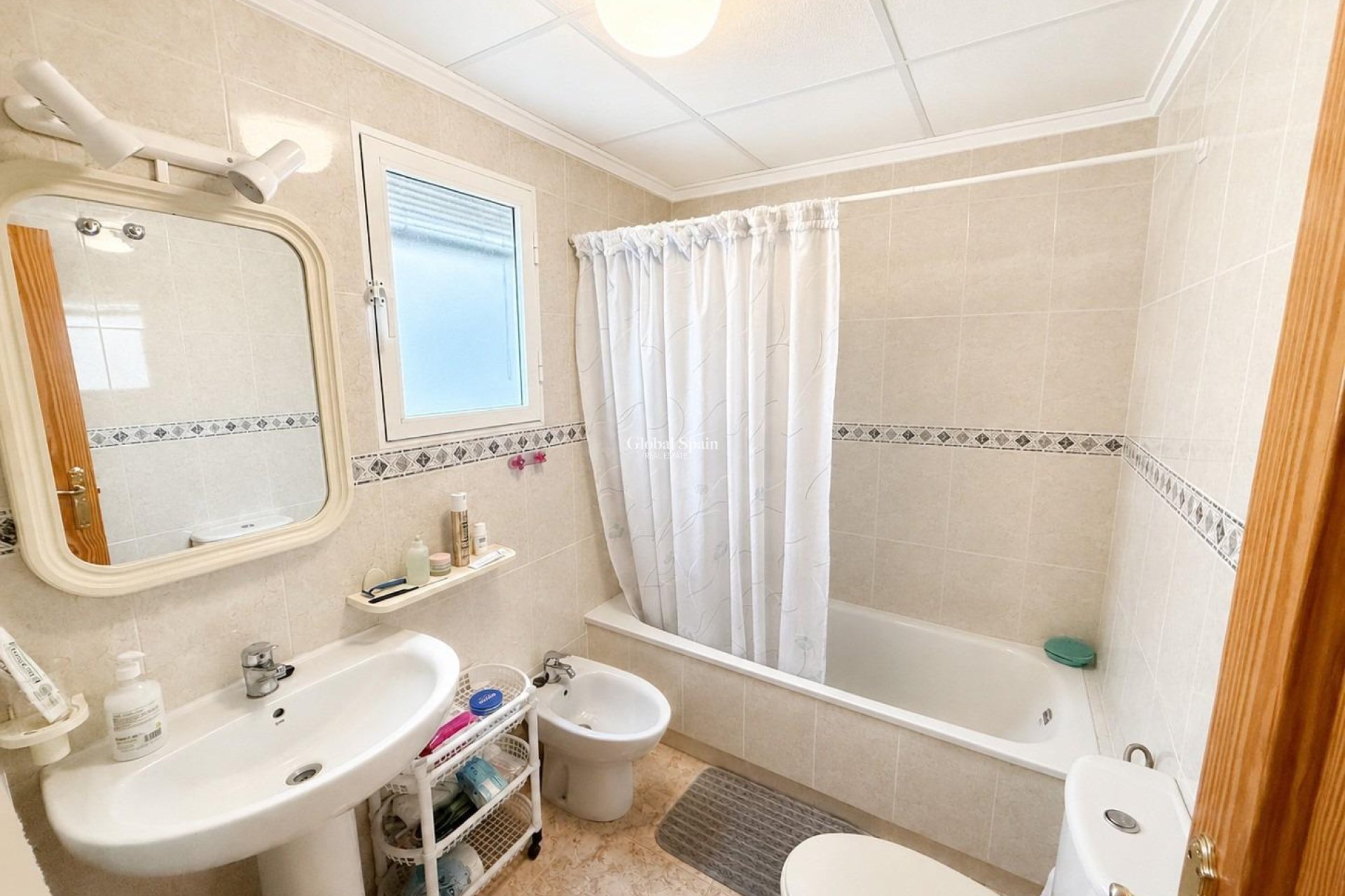 Venta - APARTAMENTO -
TORREVIEJA - Estacion de autobuses