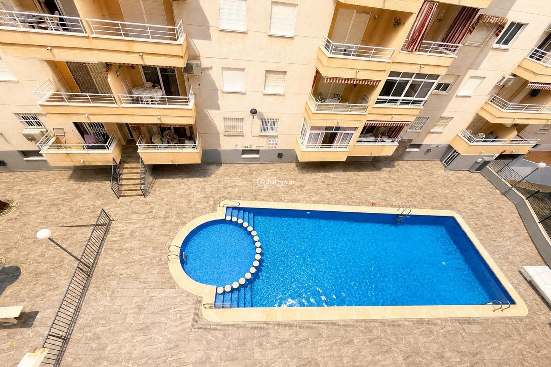 Venta - APARTAMENTO -
TORREVIEJA - Estacion de autobuses