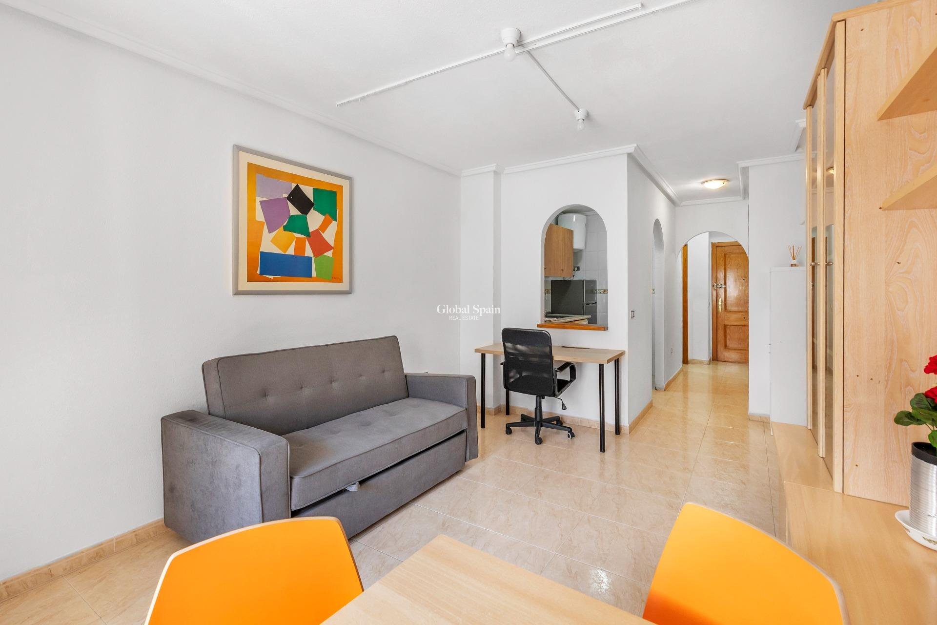 Venta - APARTAMENTO -
TORREVIEJA - Estacion de autobuses
